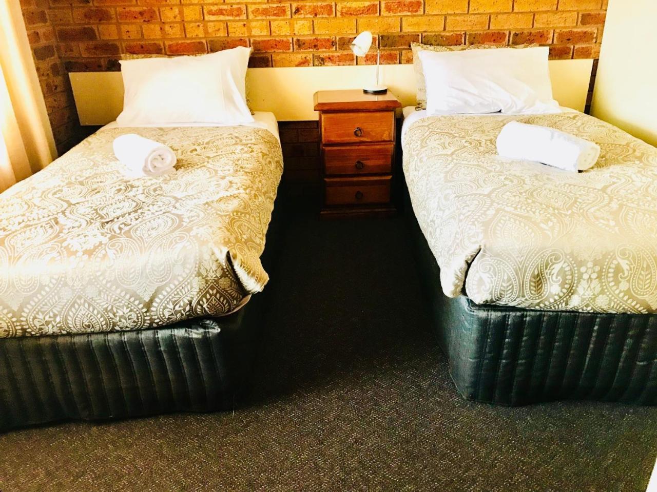 Broadford Sugarloaf Motel Bagian luar foto